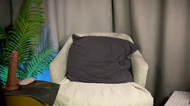 juwenta's Live XXX Chat