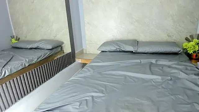 Flor-salvajee – Naživo XXX chat