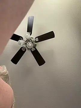 Kaitlyn_Winters' Live XXX Chat