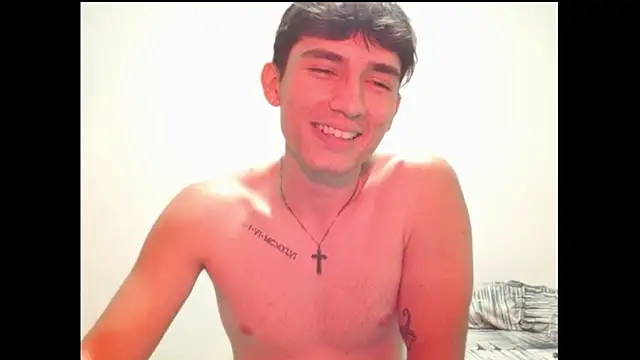 ChicoMaloFfF Chat XXX live