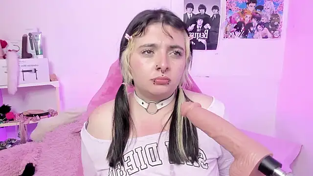 Chatroom XXX en direct de Sachi_Meow