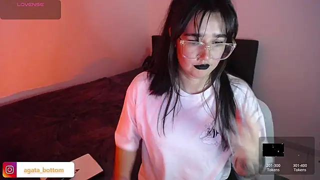 NewAgatha_Bolton Live XXX-chat