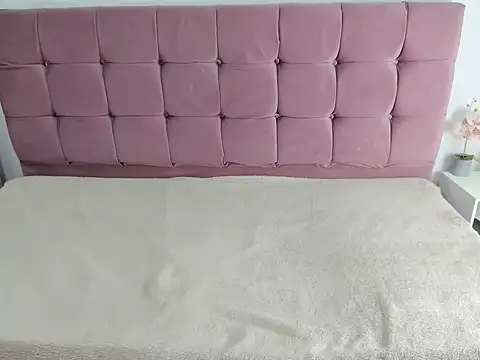 MiaKleinX 现场XXX聊天