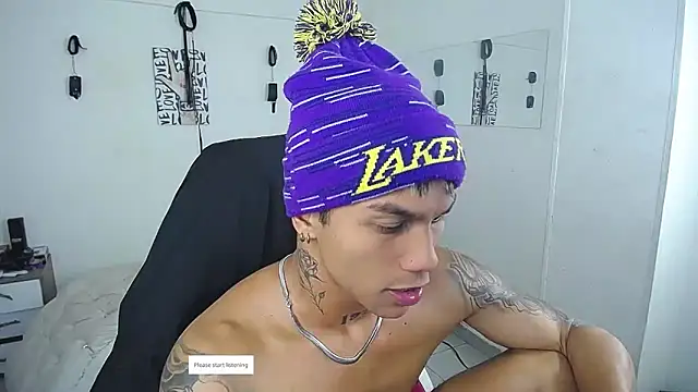 Leonard_Price Adlı Modelin Web Kamerası Şovu