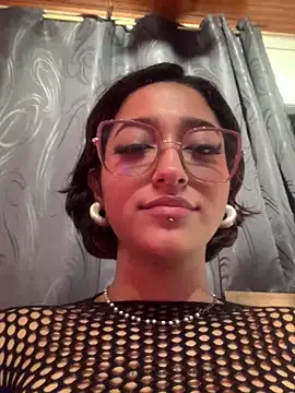 Chat XXX ao vivo de LilithMonette