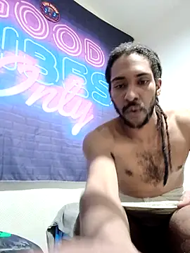 Chatroom XXX en direct de Mikaaa97