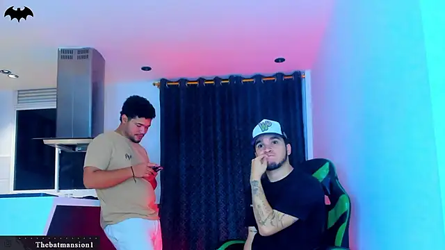 Chat XXX ao vivo de TheBatMansion