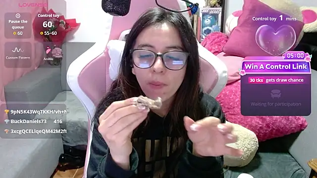 Czat XXX na żywo – Maggie_Fox3