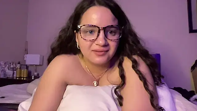 SoyOceanne Adlı Modelin Canlı XXX Sohbeti