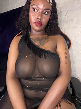 QUEEN_NOBUHLE_FEMDOM_777 Obrolan Langsung XXX