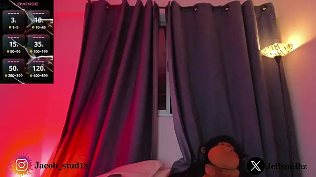 Pokazy przed kamerką – jacob_stud18_