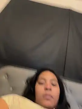 prettlovely14 live XXX chat