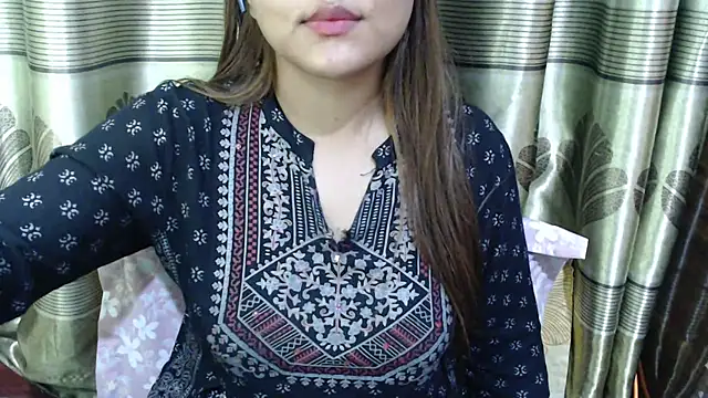 queen_angelina – Live XXX-chat