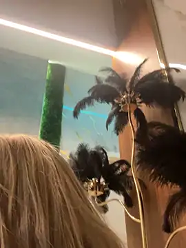 Chloe_GraceeX's Live XXX Chat