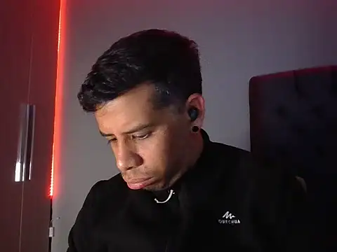 Вебкам-шоу WILD_BIGCOCK35