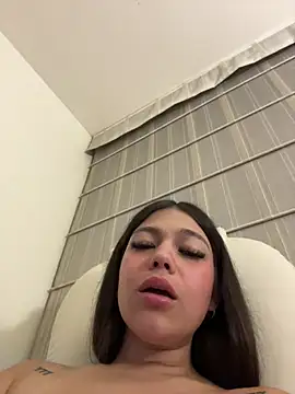 Alyshanon18 Live XXX-Chat