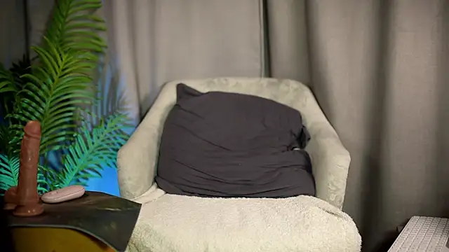 แชท XXX สดของ juwenta