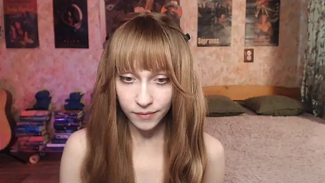 Chat +18 de Friendly_Ellie ao vivo