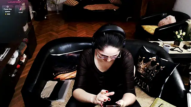 XXX chat uživo modela Imperatriza