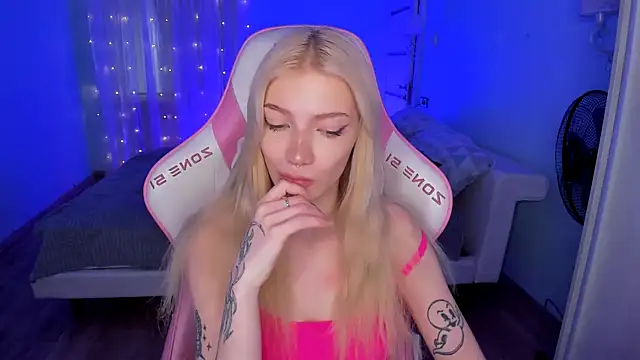 Chat +18 de AnyaTaylor_ ao vivo