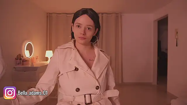 bella_adams_ Adlı Modelin Canlı XXX Sohbeti