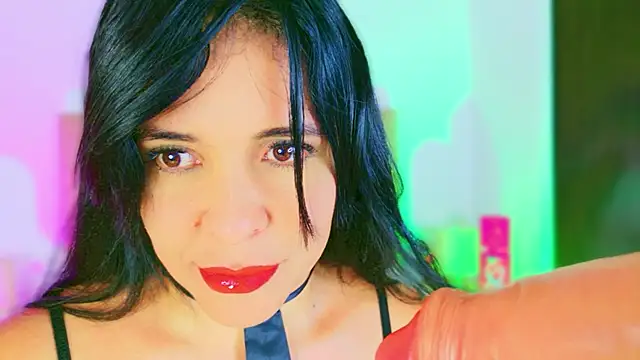 CharlootteEvans: онлайн-секс-чат