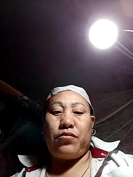 Lucky_baby7 网络视讯表演