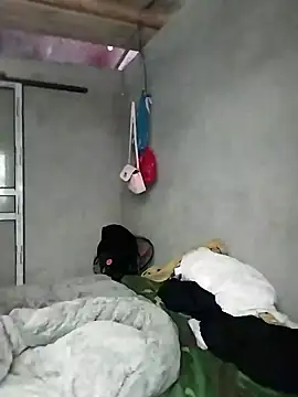 Chat +18 de Hoa-tuylip ao vivo