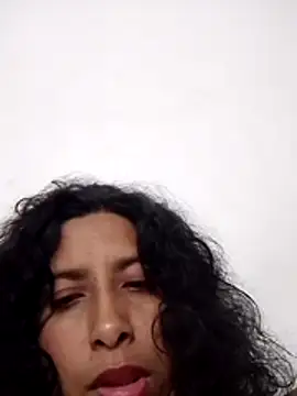 hotaniani Live XXX Chat