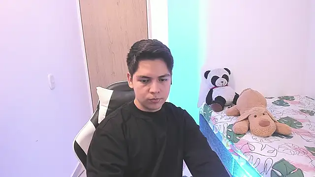 Asta_YunoXXX webkamerás műsora