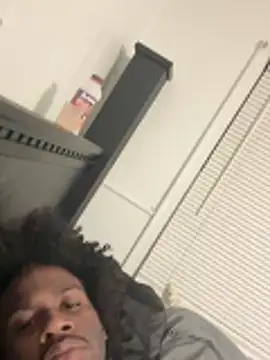 Chat XXX en directo de pussyeater_-