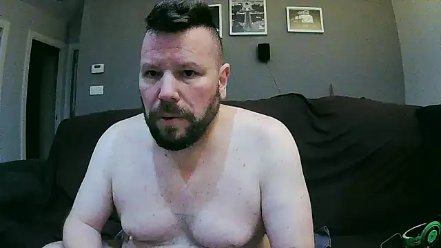 XXX chat uživo modela txan9876