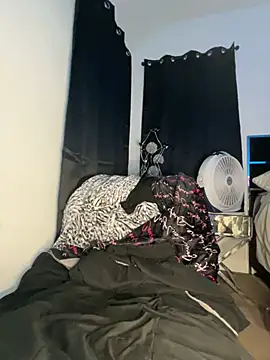 Exotic_Queen_'s Webcam Show