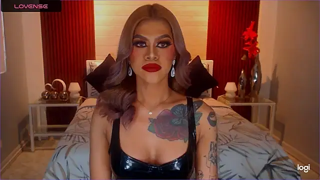 StellaStrong30's Webcam Show