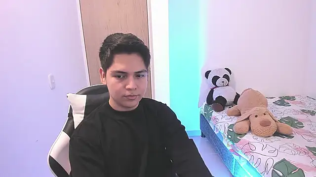 Asta_YunoXXX Show Webcam