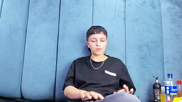 Chatroom XXX en direct de Megan_Thompson_