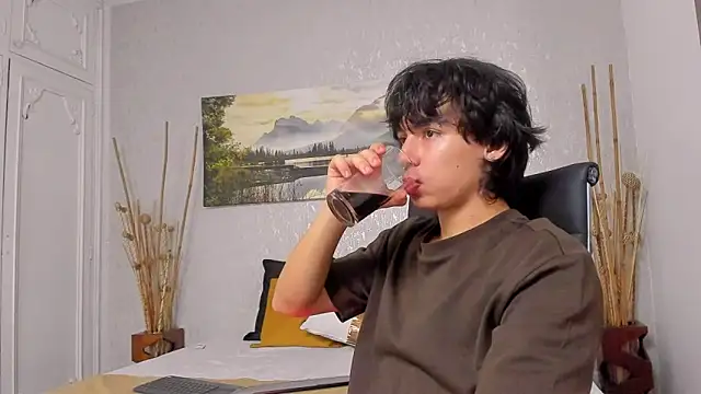 Tyler_durten Chat XXX live