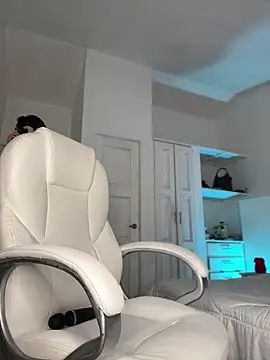 julieta_jhonss – Naživo XXX chat