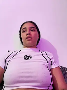 I_SamanthaaのライブXXXチャット