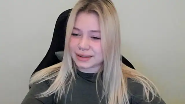 Lulu_Di Chat XXX live