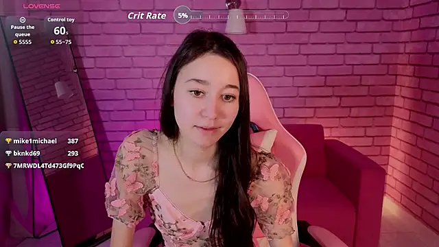 Nicole_Brownie Adlı Modelin Canlı XXX Sohbeti