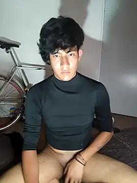 ShaddMan: διαδικτυακό σόου στην κάμερα