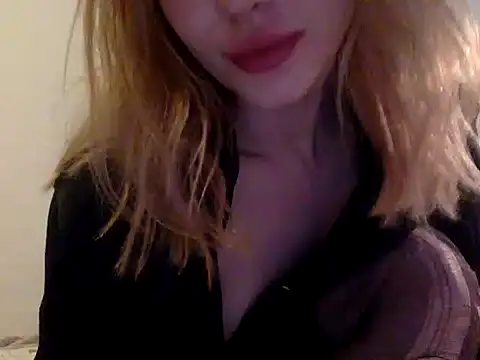 Show modela Sweetand420 na web-kameri