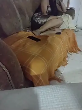 Juanstevan2724 Adlı Modelin Canlı XXX Sohbeti