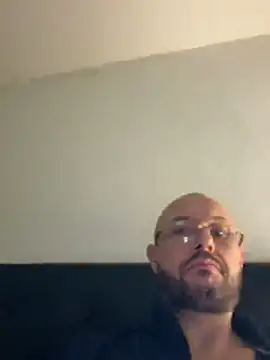 Guitccch: απευθείας συνομιλία ΧΧΧ