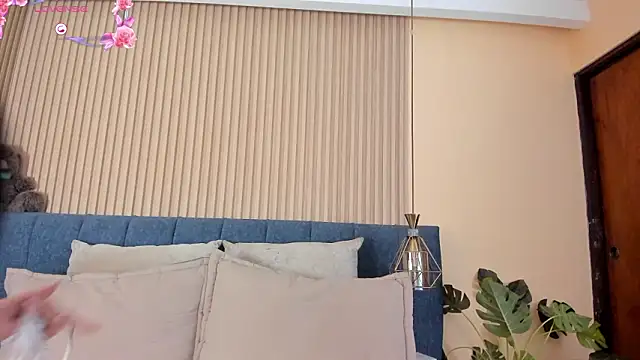 kathecute__ élő XXX-chatje