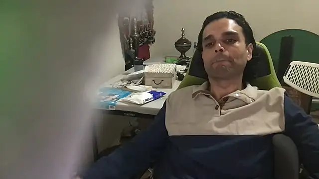 StuntingSpunMarine69's Live XXX Chat