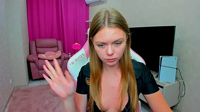 Strawberrye's Live XXX Chat