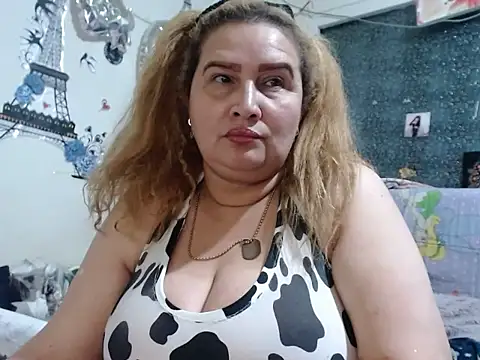 XXX chat uživo modela Perla1981--