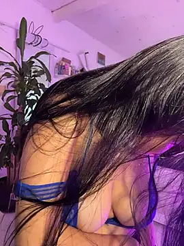 lucianaroyのライブXXXチャット